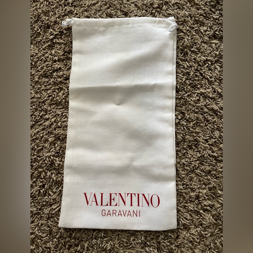 Designer Valentino Garavani Shoe 👠 Dust bag